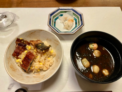 土鍋ご飯、お椀と漬物
